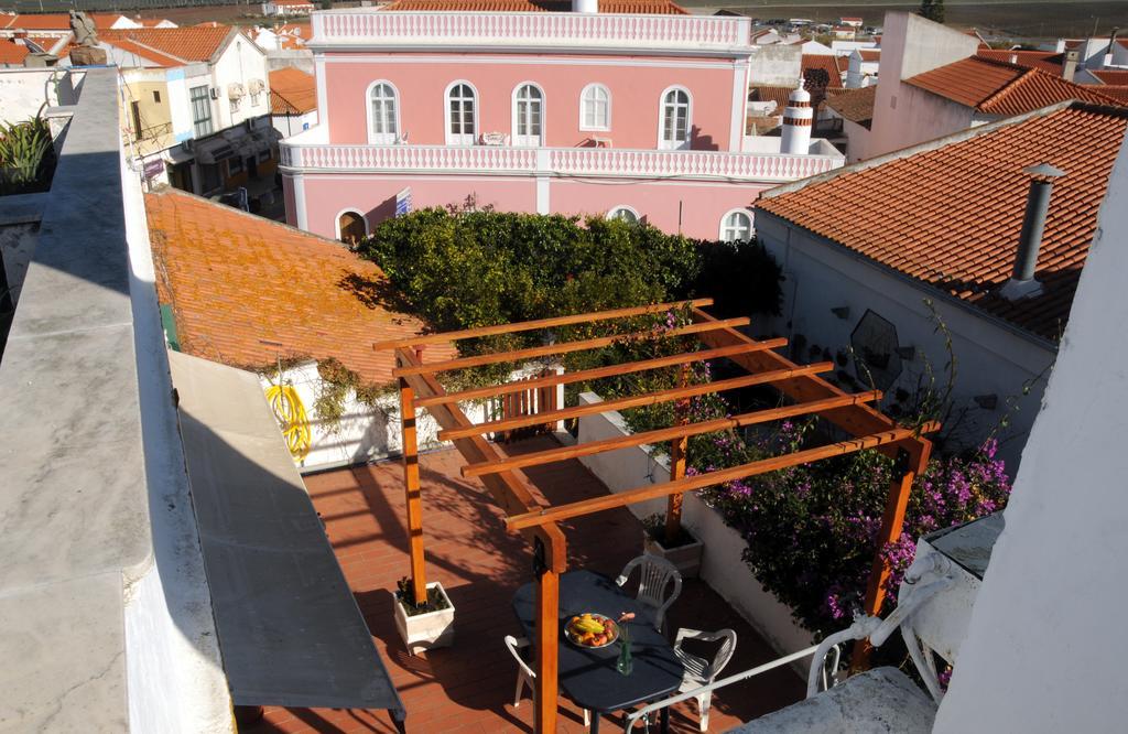 Patio Das Flores Ferreira Do Alentejo Buitenkant foto